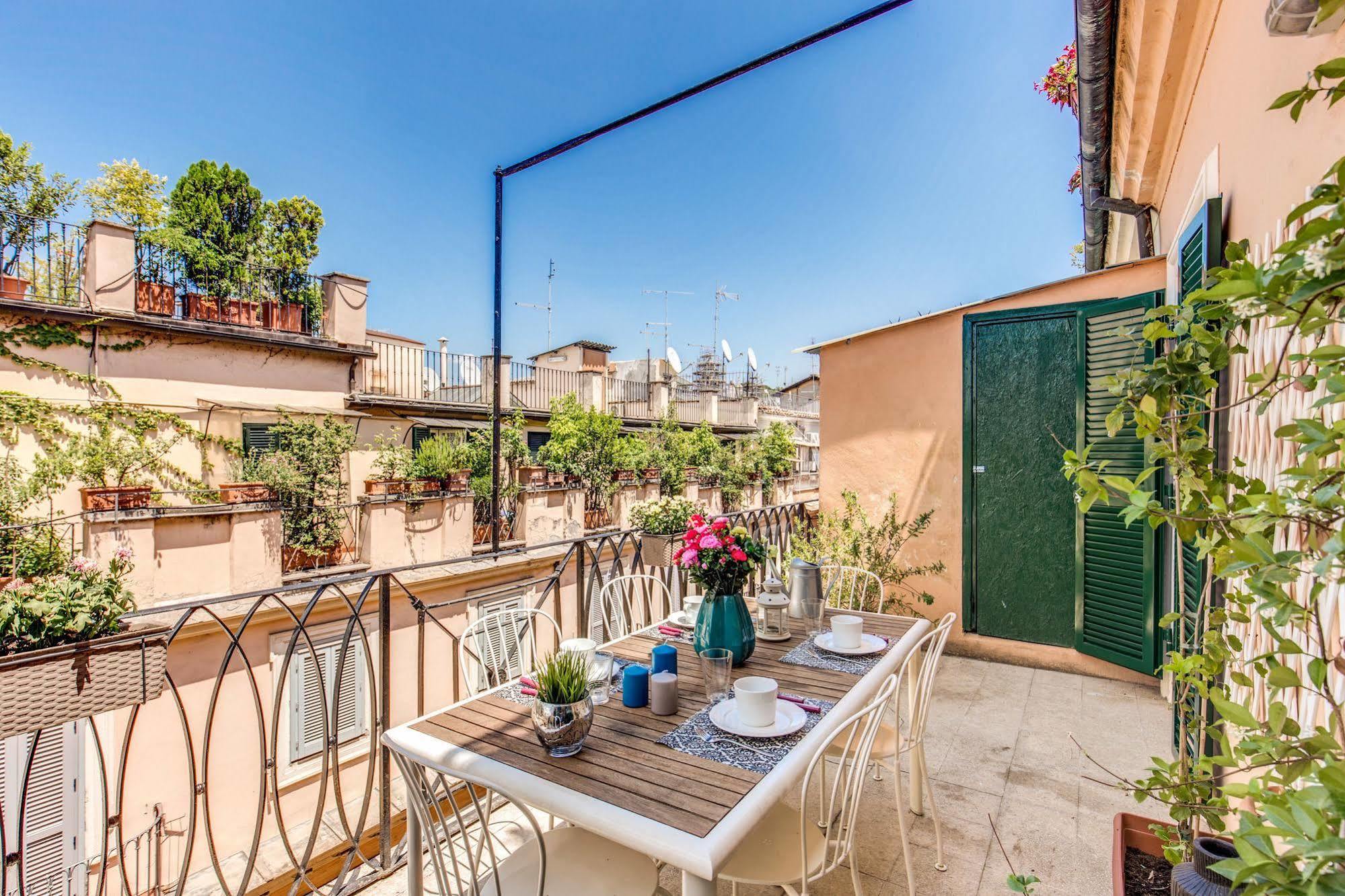 Aweshomeitaly - Spagna Glamour Life Penthouse Рим Экстерьер фото