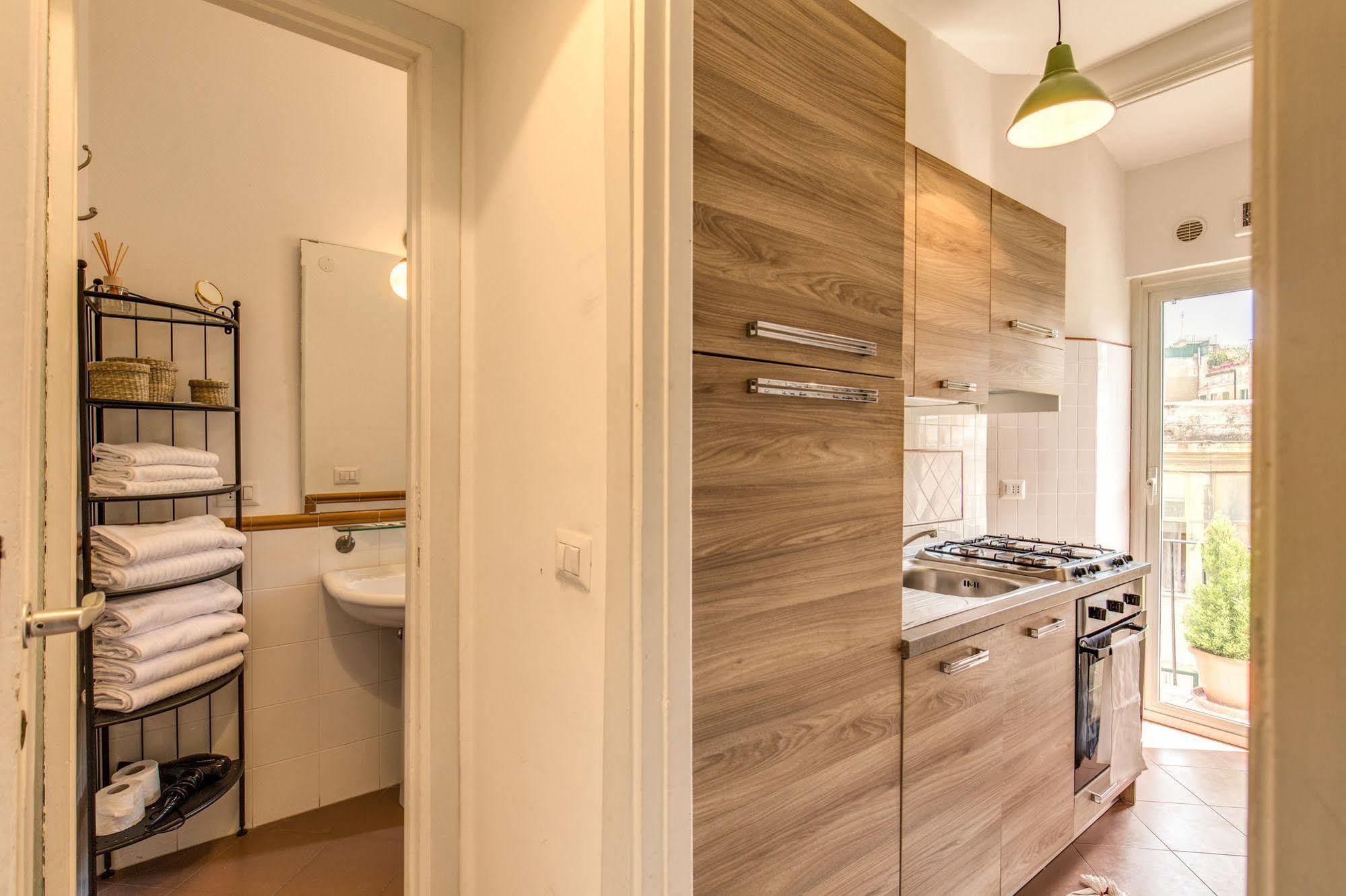 Aweshomeitaly - Spagna Glamour Life Penthouse Рим Экстерьер фото