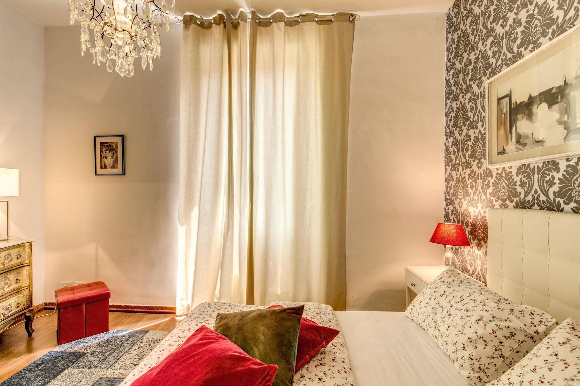 Aweshomeitaly - Spagna Glamour Life Penthouse Рим Экстерьер фото